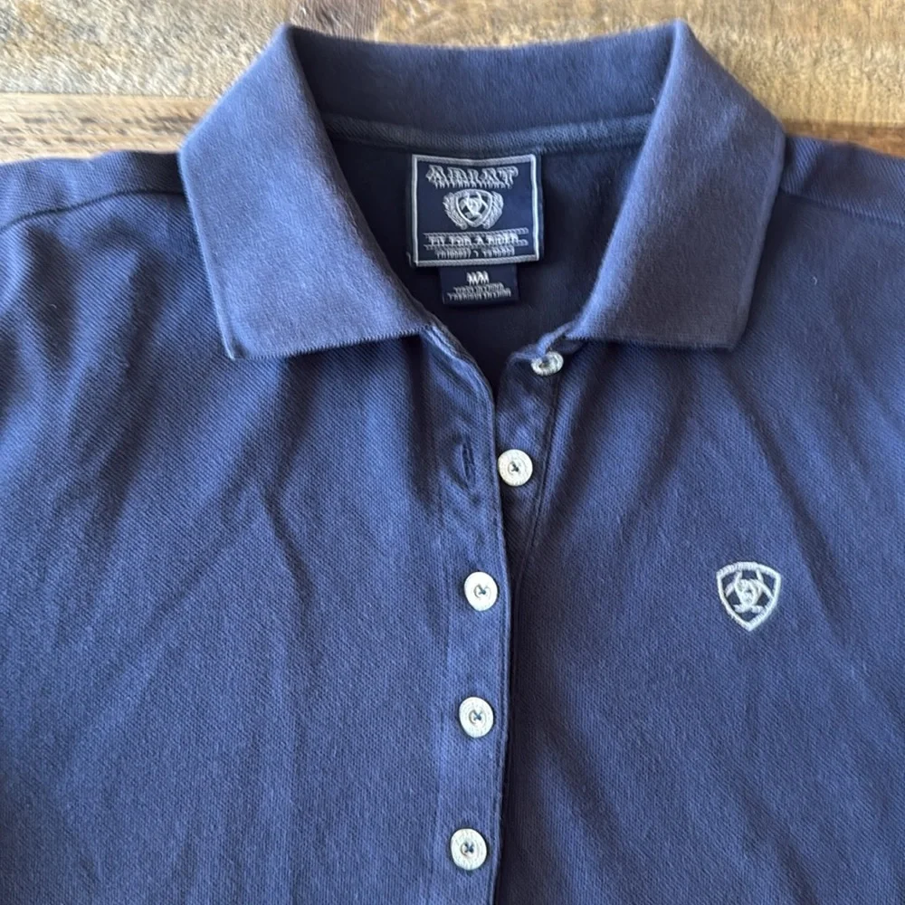 Ariat women’s shirt size M - Picture 2 of 6